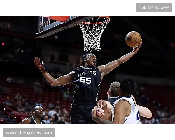 NBA年轻对决落选秀崭露头角马刺加时力克爵士