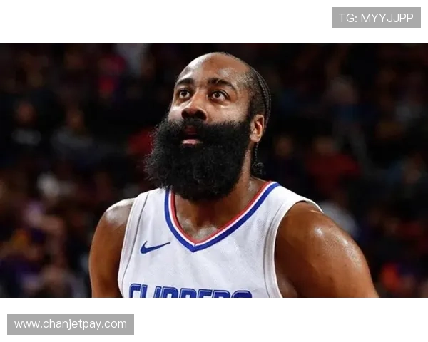 哈登坚定表示不减轻工作量将全力承担球队责任与压力